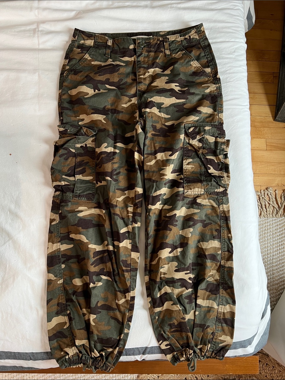 Levi's Women's ‘94 Baggy Camouflage Cargo Pants